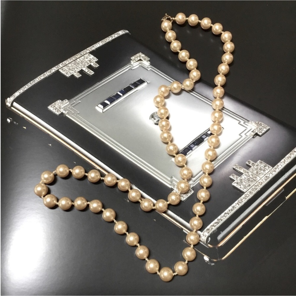 🌟 SALE $15 🌟 Vintage 1980’s Faux Glass Hand Knotted Champagne Pearl Necklace